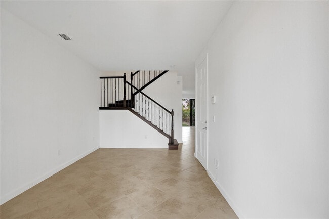 Photo - 4019 Allerdale Pl