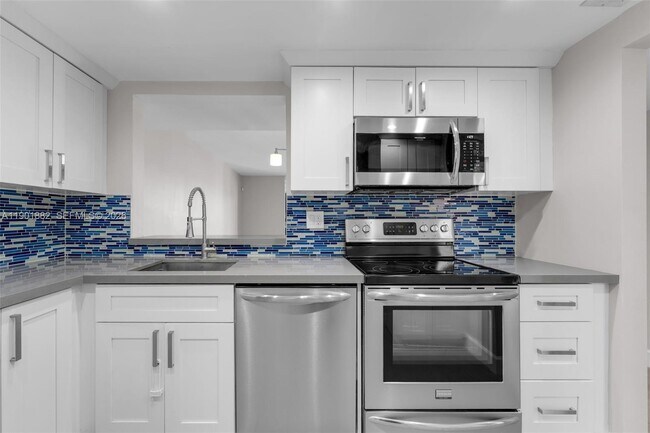 Photo - 8045 SW 107th Ave Unit 303