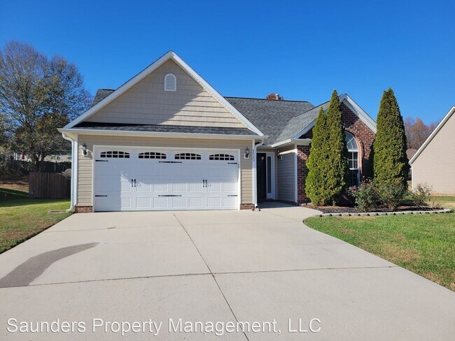 3 br, 2 bath House - 4720 Audrey Drive - 3 br, 2 bath House - 4720 Audrey Drive