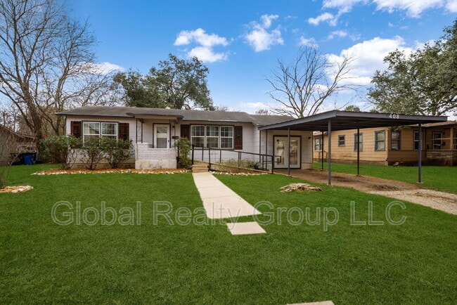 Photo - 408 Aviation Ave