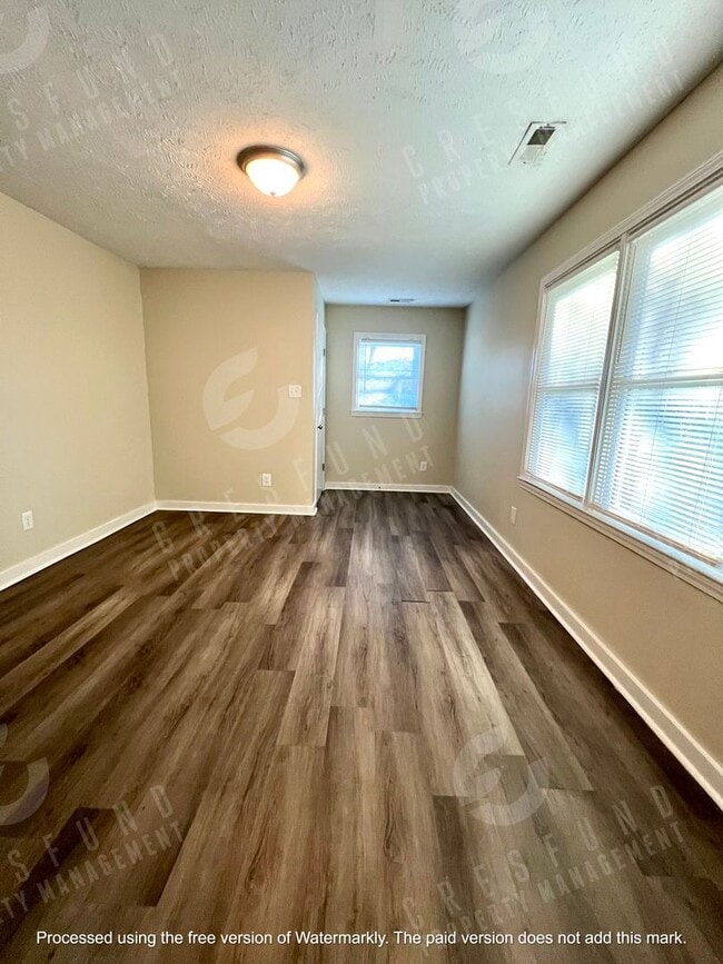 Photo - Spacious Updated 1Br 1 Bath Unit 900 Miller Avenue-900 Miller Ave