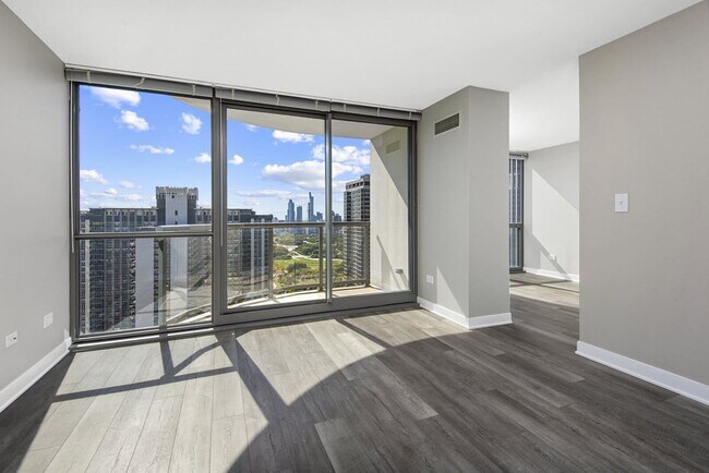 Photo - 260 East South Water Street Unit 2807