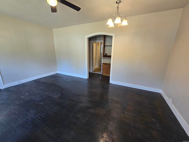 Photo - 407 Sullenberger Ave