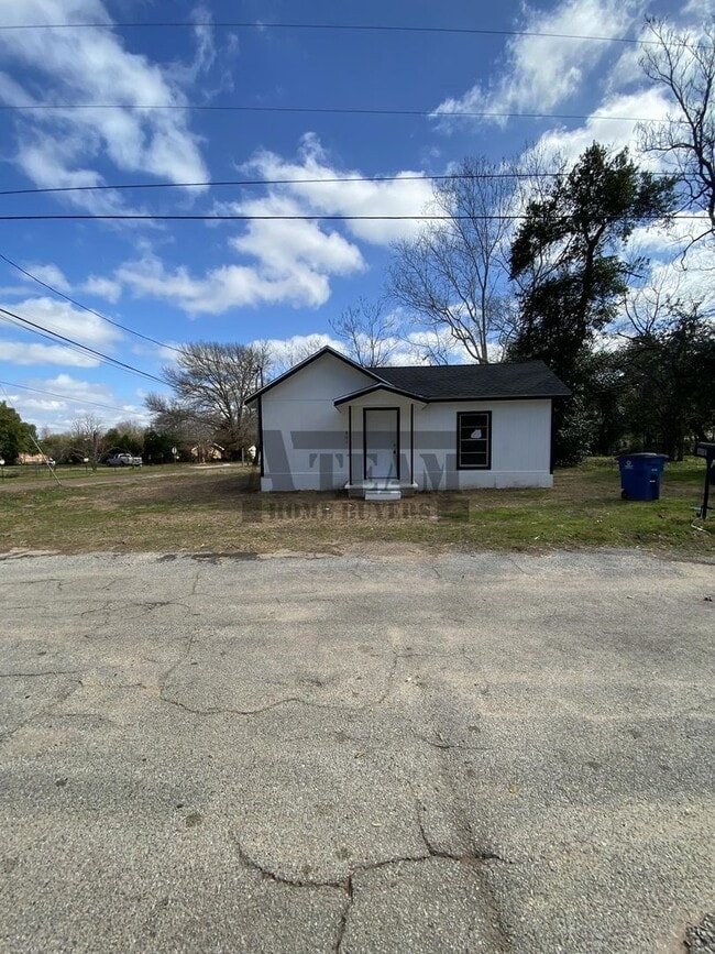 Photo - 801 Walnut St