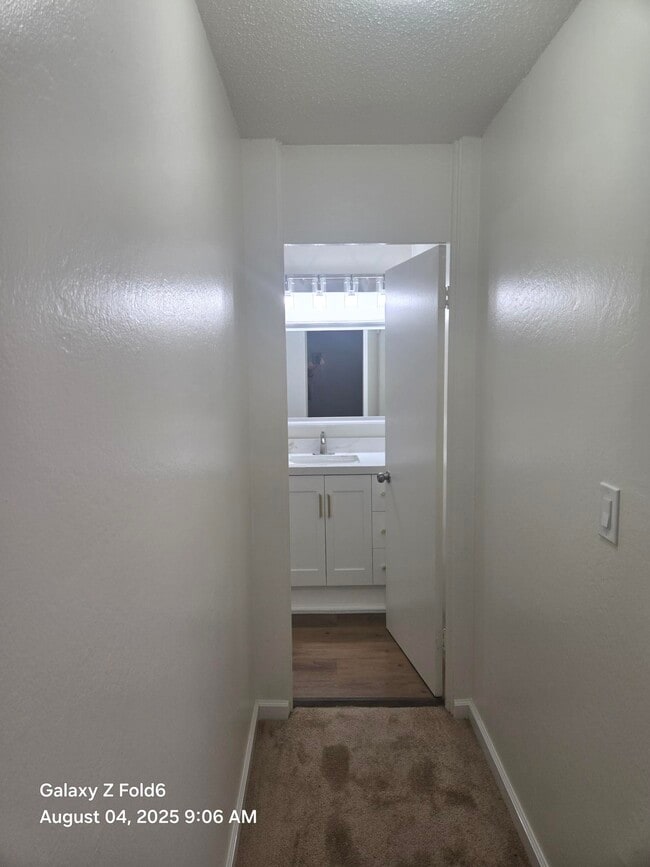 San Carlos Apartments LLC