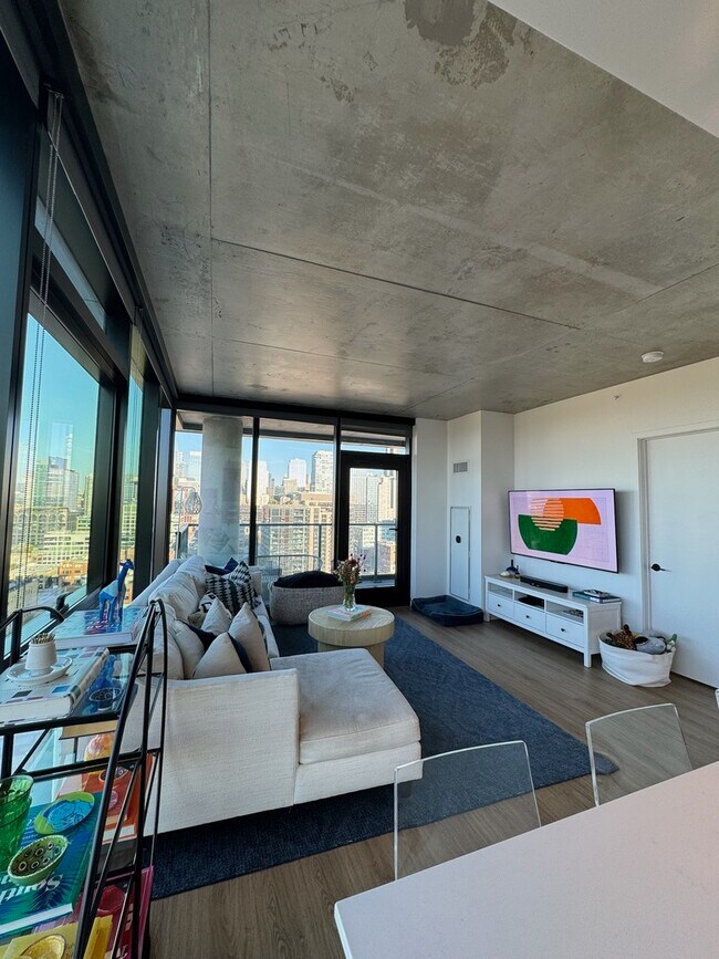 Photo - 225 N Elizabeth St Unit 1902