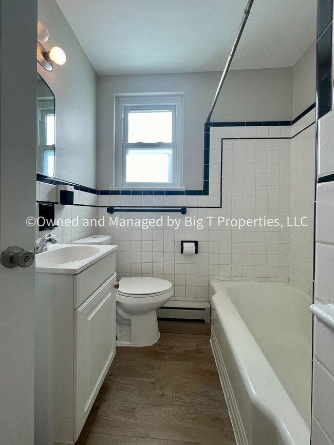 Photo - 203 Marsh Ln