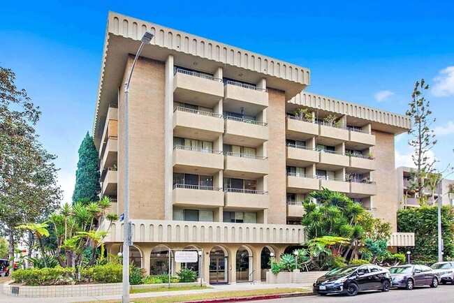 Wonderful Westwood Two Bedroom Condominium - Wonderful Westwood Two Bedroom Condominium