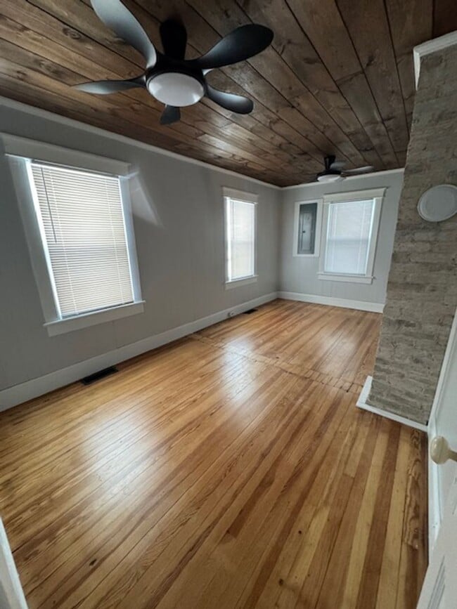 Photo - Renovated single family in downtown Lexington