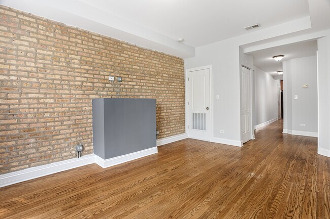 Photo - 7326 N Damen Ave Unit 3