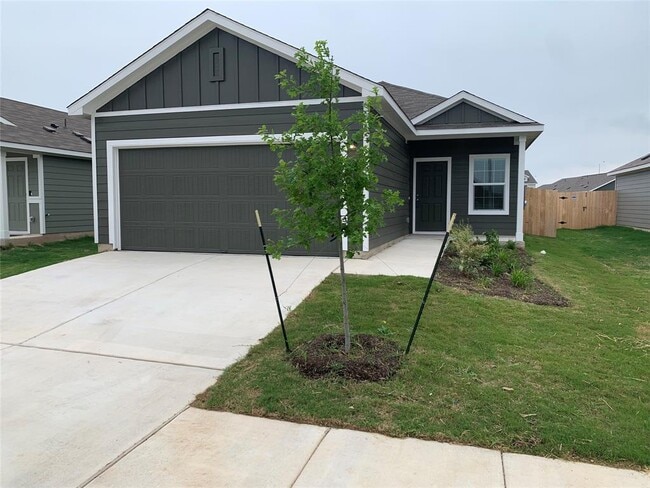 Building Photo - 427 Bullhead Rd