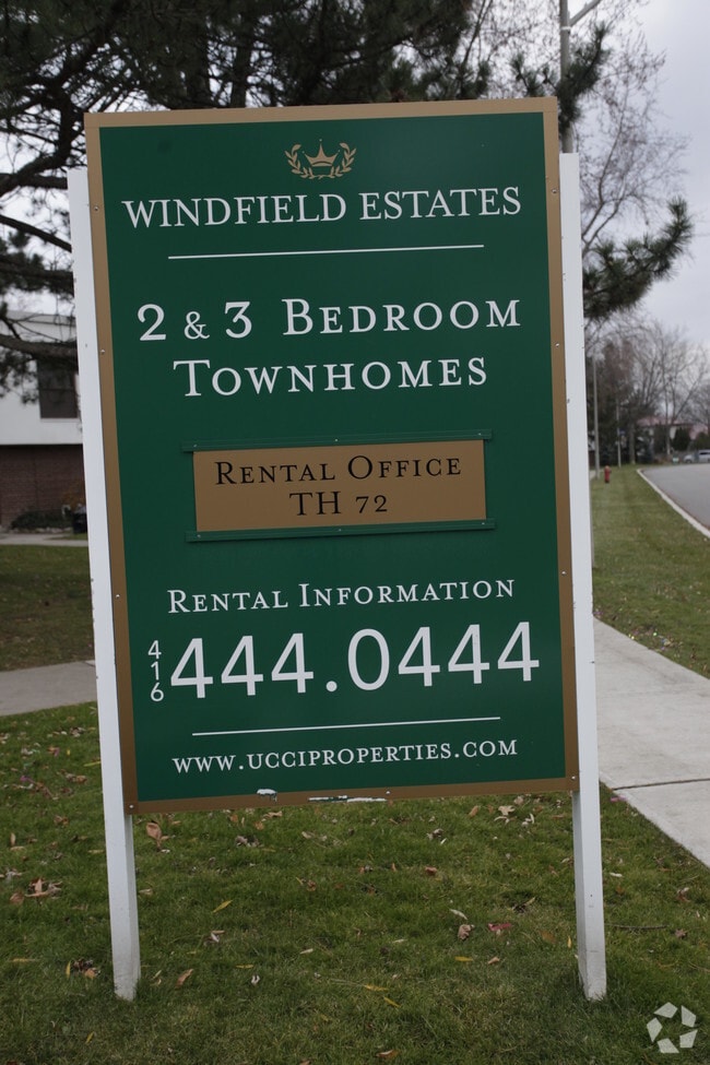 Photo - 390 - 400 Woodsworth Road