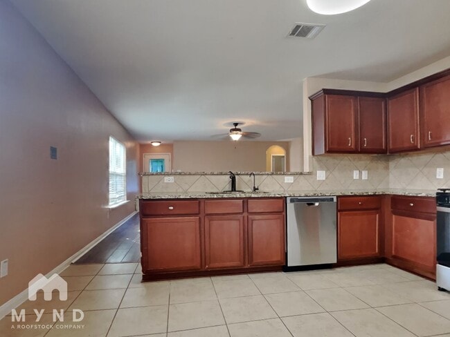 Photo - 1680 Amy Dr