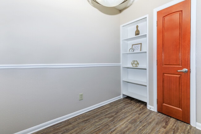 Photo - Grove At Plantation