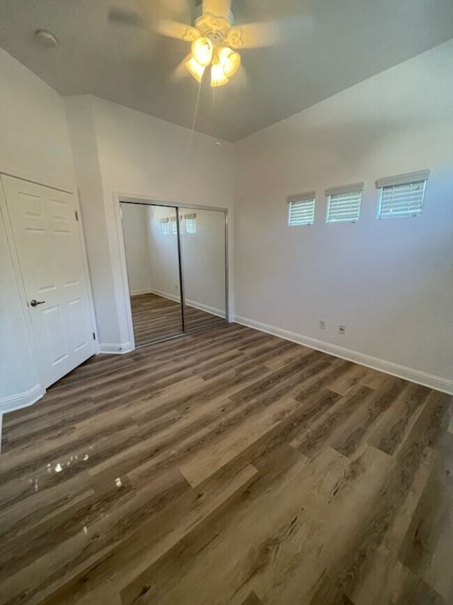 909 Jasmine Parke Dr Unidad 1