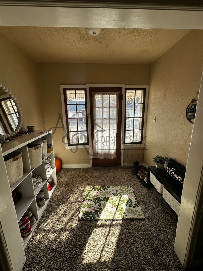 Photo - 602 N Walnut St