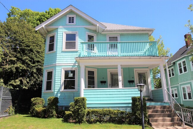 Photo - 8 Thurston Rd Unit 8