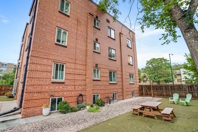 Colorado Blvd Apartments