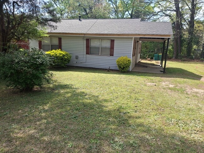 Building Photo - 5253 Brookdale Dr