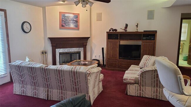 Photo - 8404 Barrett Pl