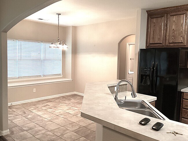 Photo - 511 Hidden Meadow Ct