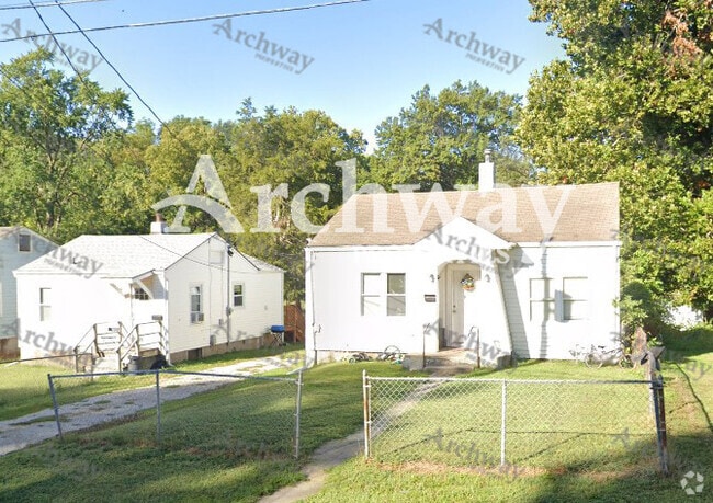 Building Photo - 3020 N 33 St Rental