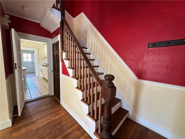 Photo - 26 Calvert St