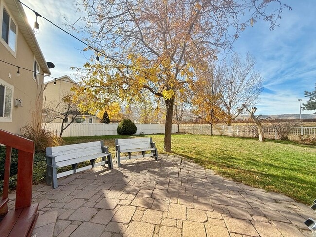 Photo - Beautiful 5-Bedroom Home in Saratoga Springs, UT