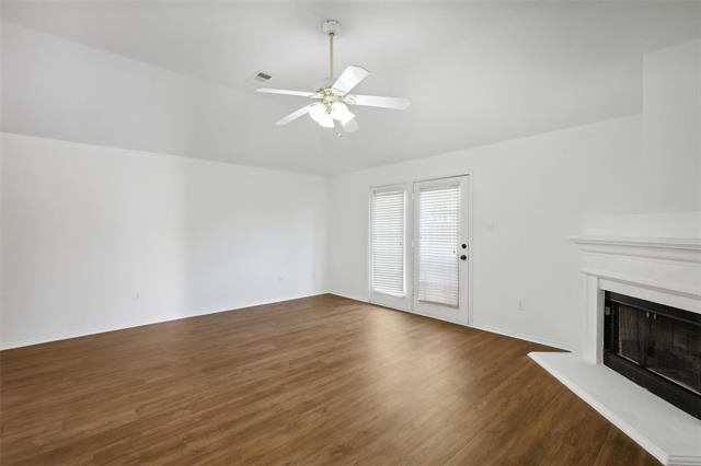 Photo - 728 Cardinal Dr