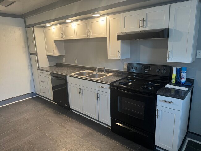 Photo - 520 Green St