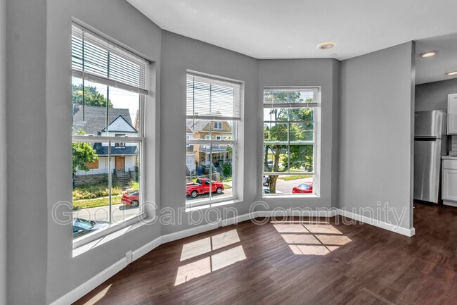 Photo - 194 Herkimer St Unit 2