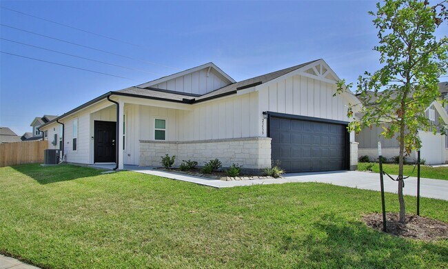 Photo - 23539 Weir Box Rd