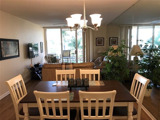 6061 Bahia Del Mar Cir N Unit 347