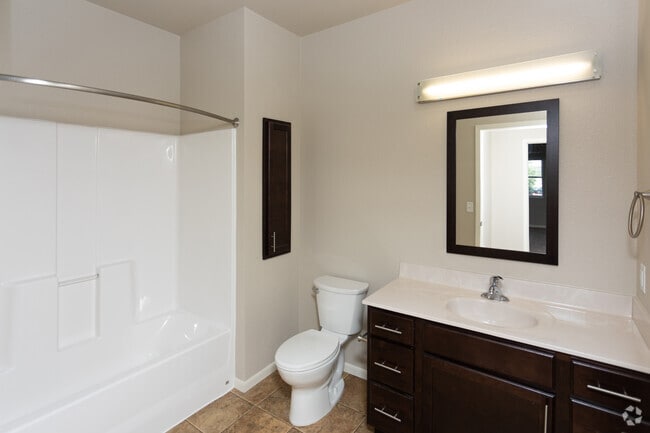 3BR, 2BR - 1,610SF