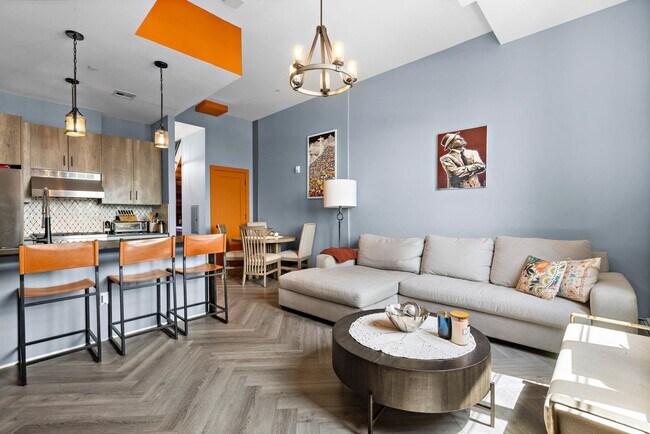 Photo - 142 Charles St Unit PH-1