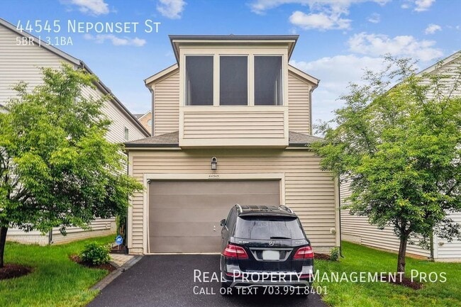 Photo - 44545 Neponset St