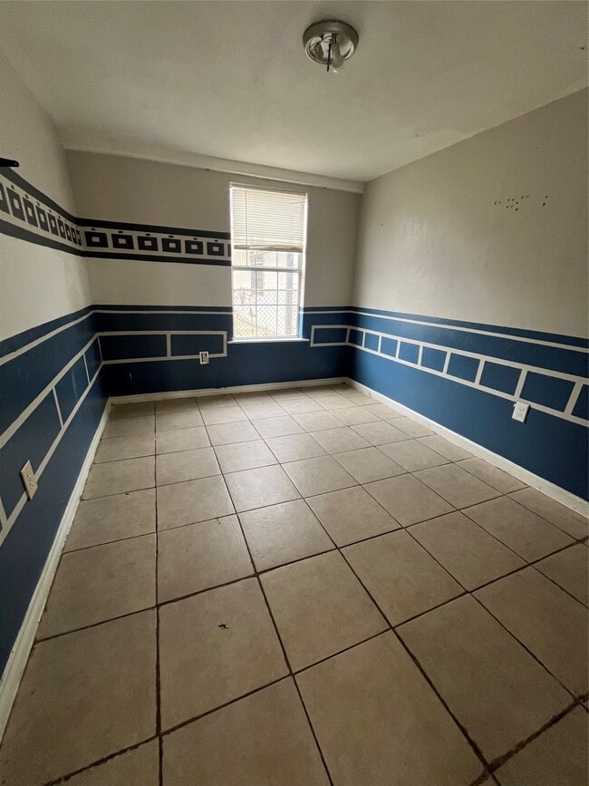 Photo - 7933 Brays St Unit A