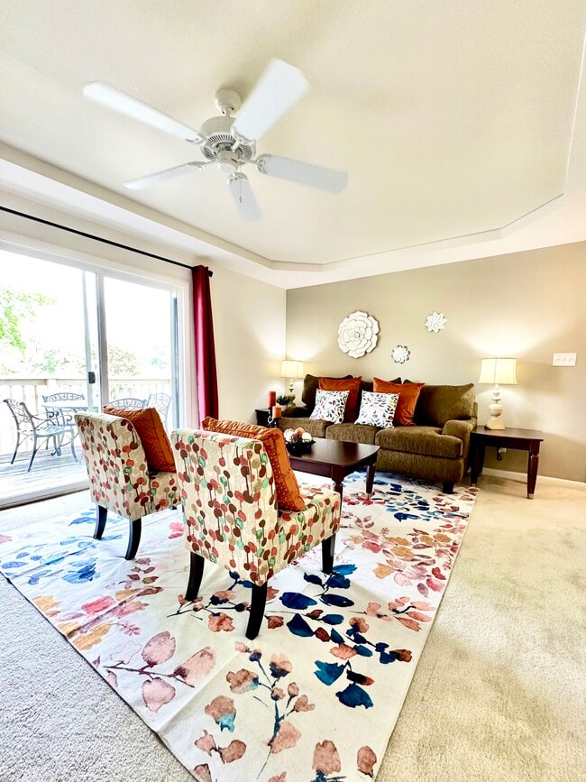 Windsor Lake Apartments