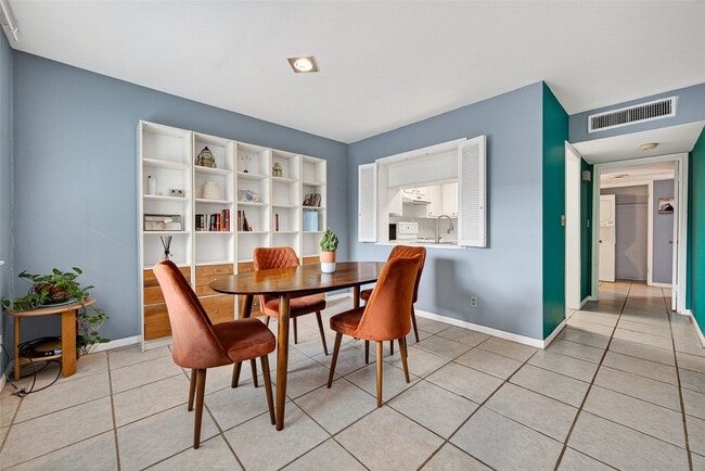 Photo - 6470 Bayou Glen Rd Unit 6470