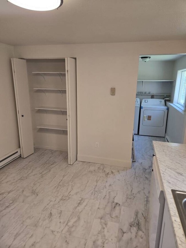 Photo - 705 Colorado St Unit B