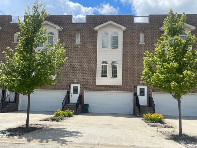 Building Photo - 908 East St