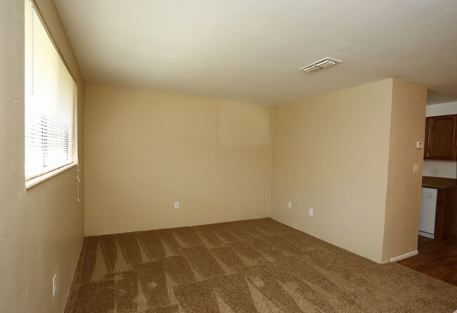 Liv Apartments