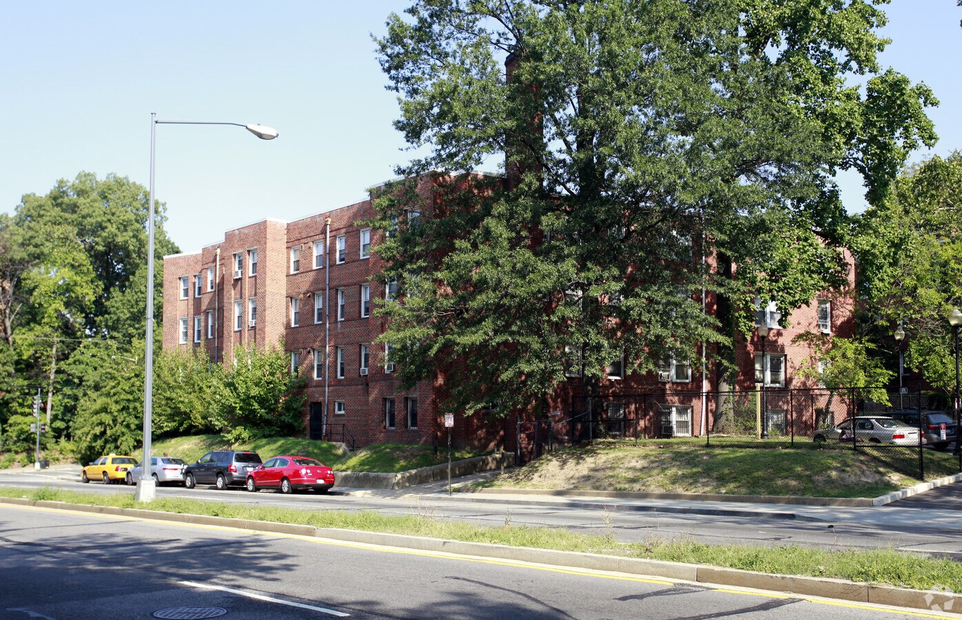 Photo - 5915-5919 14th St NW Apartments
