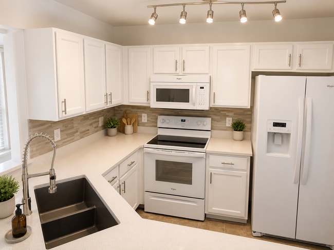 Photo - 1391 S Cathay Ct Unit 102