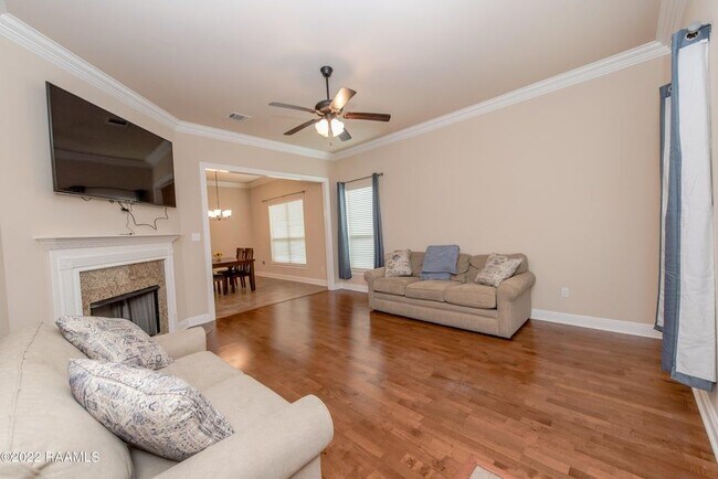 Photo - 106 Kohen Luke Dr