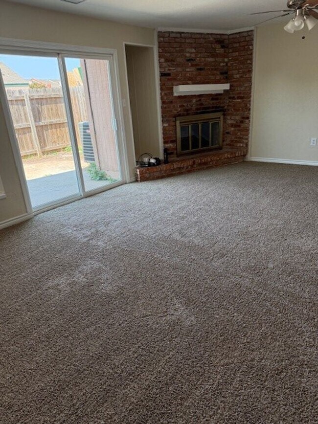 Photo - 6929 SW Hampshire- AVAILABLE NOW!