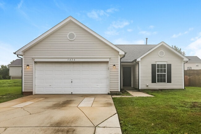 Building Photo - 1436 Galesburg St Rental
