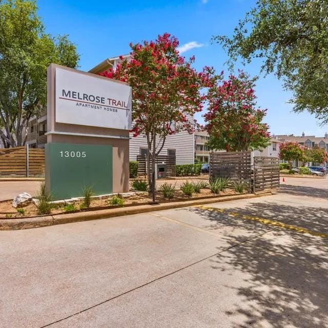Building Photo - 13005 Heinemann Dr Unit 04-417 Rental