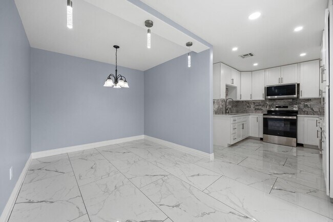 Photo - 15303 Tonya Dr