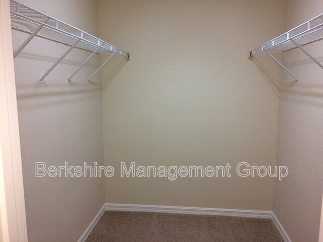 Photo - 1106 Brook Meadow Dr